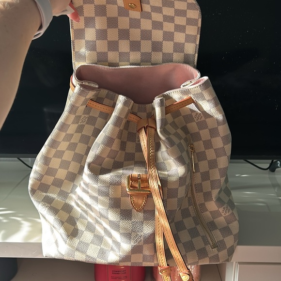 Louis Vuitton Backpack - Picture 3 of 6